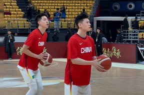 包含重磅！休斯敦火箭冲刺阶段再遭质疑赛后广东宏远备战全明星赛，皇家马德里国际比赛日状态回暖的词条