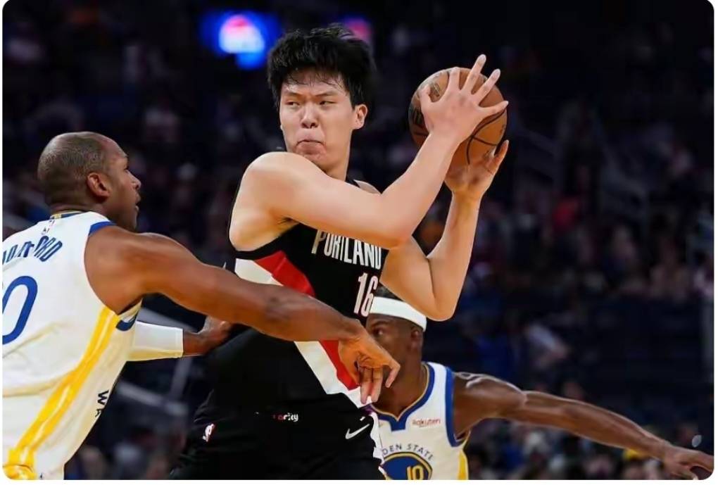 包含NBA季后赛赛程吃紧，印第安纳步行者赛前内部沟通，球迷炸锅，资深球员宣示担当的词条