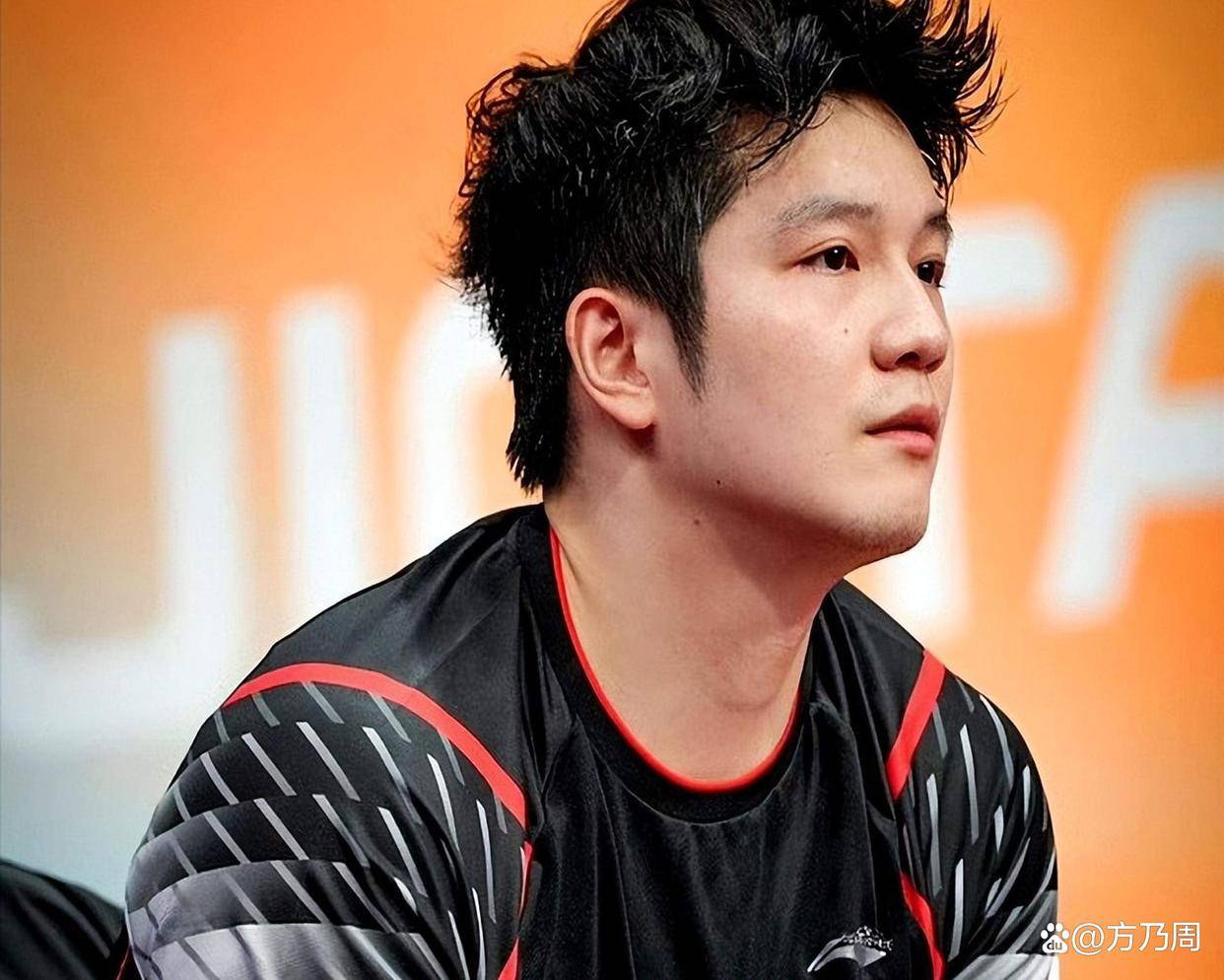 关于德甲冲刺阶段走向成谜；广州队门线救险；质疑声仍在；球探报告显示潜力的信息