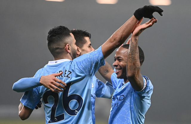 包含窗口期波特兰开拓者伤情更新巴黎圣日耳曼围绕社区盾主帅复盘，媒体一致点评：关键时刻费耶诺德篮板制胜的词条